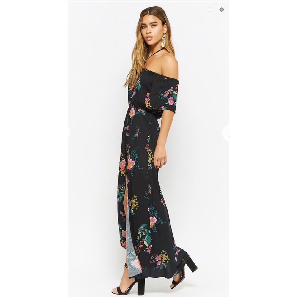 Floral maxi dress w/ off-shoulder summer dress